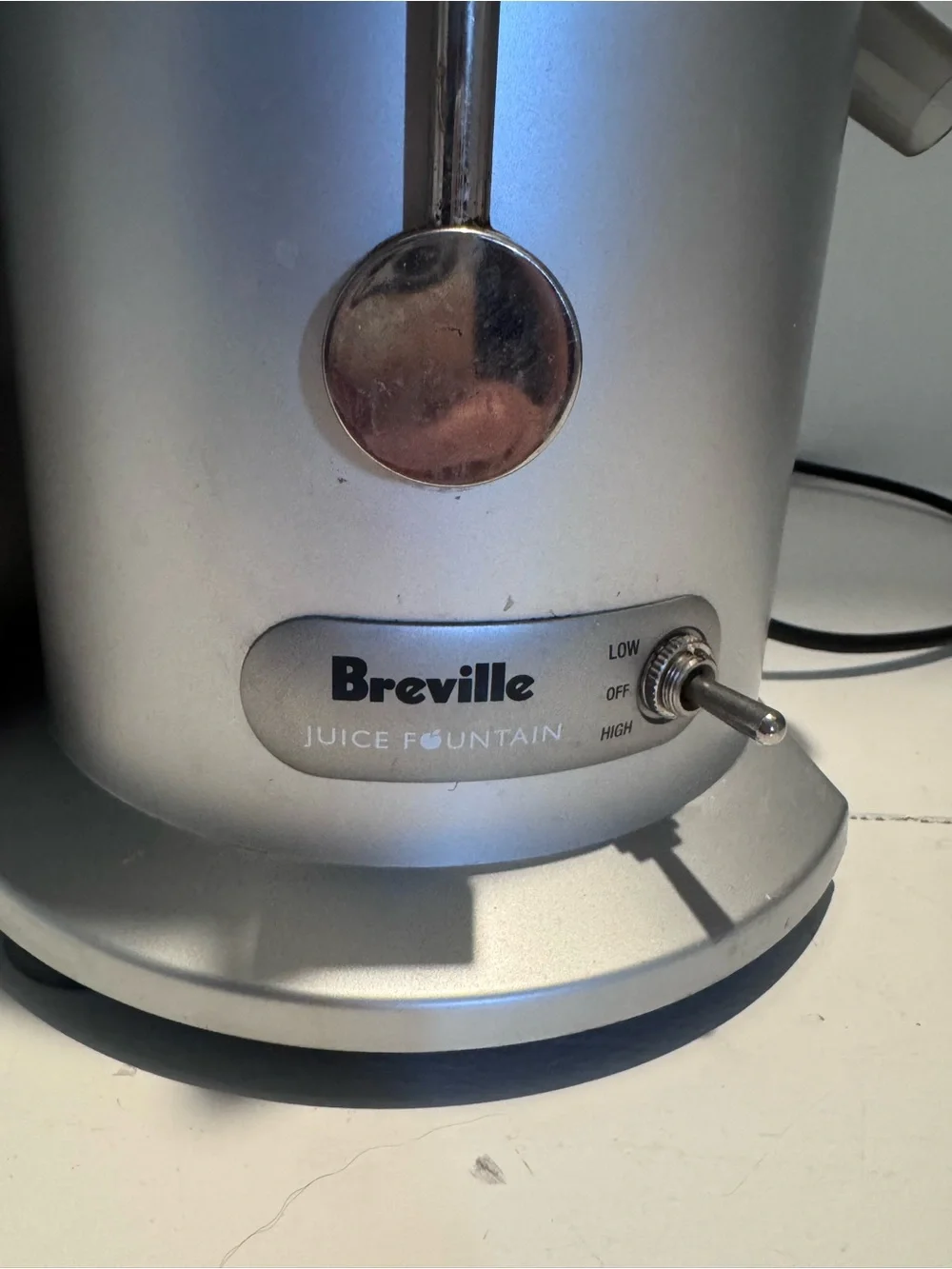 Breville Silver and Black Centrifugal Juice Extractor